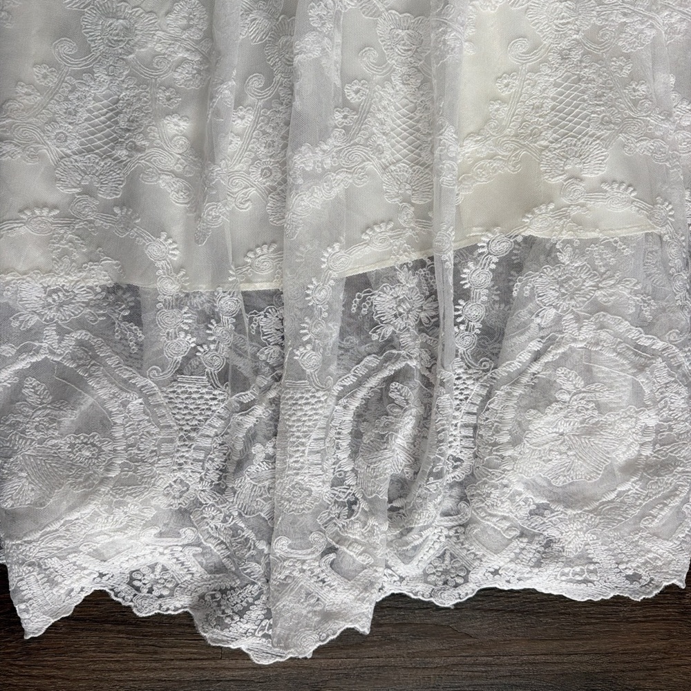 White Lace A-Line Maxi Skirt - Picture 4 of 4